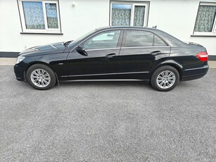 2011 - Mercedes-Benz E-Class Automatic