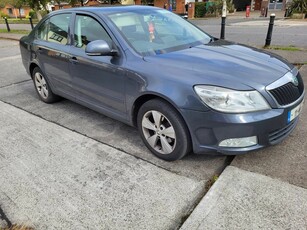 2011 - Skoda Octavia Manual