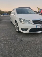 2011 - Skoda Octavia Manual