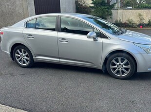 2011 - Toyota Avensis Manual