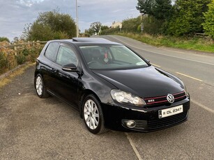 2011 - Volkswagen Golf Manual