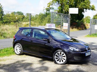 2011 - Volkswagen Golf Manual