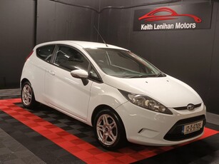 2012 - Ford Fiesta Manual