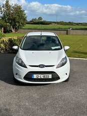 2012 - Ford Fiesta Manual