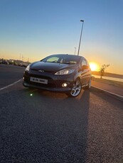 2012 - Ford Fiesta Manual