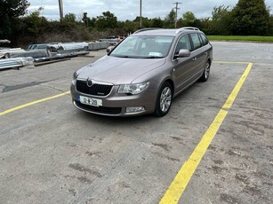 2012 - Skoda Superb Manual