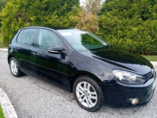 2012 - Volkswagen Golf Manual