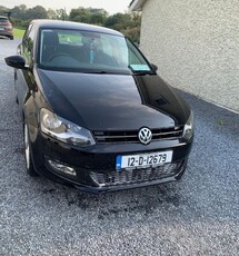 2012 - Volkswagen Polo Manual