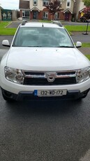 2013 - Dacia Duster Manual