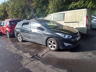 2013 - Hyundai i40 Manual