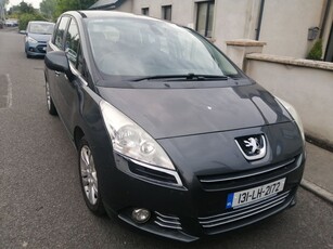 2013 - Peugeot 5008 Manual