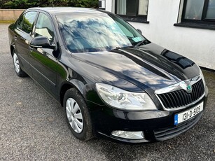 2013 - Skoda Octavia Manual