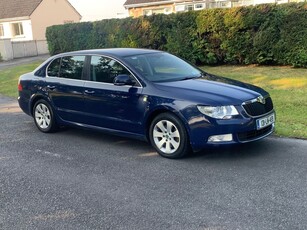 2013 - Skoda Superb Manual