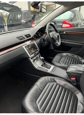 2013 - Volkswagen Passat Automatic