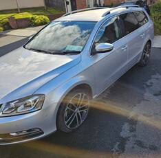 2013 - Volkswagen Passat Automatic