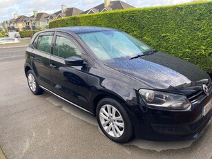 2013 - Volkswagen Polo Automatic