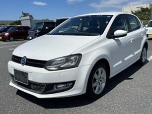 2013 - Volkswagen Polo Automatic