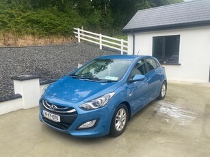 2014 - Hyundai i30 Manual