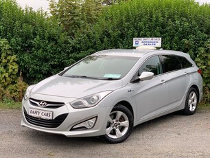 2014 - Hyundai i40 Manual