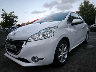 2014 - Peugeot 208 Manual