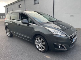 2014 - Peugeot 5008 Automatic