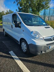 2014 - Vauxhall Vivaro Manual