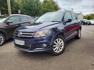 2014 - Volkswagen Tiguan Manual