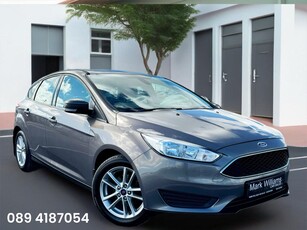 2015 - Ford Focus Manual