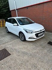 2015 - Hyundai i20 Manual