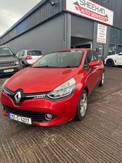 2015 - Renault Clio Manual