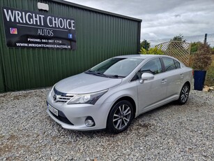 2015 - Toyota Avensis Manual