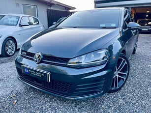 2015 - Volkswagen Golf Manual