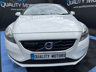 2015 - Volvo V40 Automatic