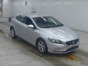 2015 - Volvo V40 Automatic