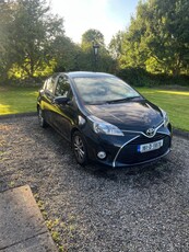 2016 - Toyota Yaris Manual