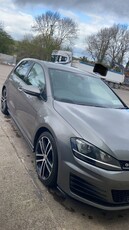 2016 - Volkswagen Golf Manual