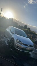 2016 - Volkswagen Golf Manual