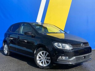 2016 - Volkswagen Polo Automatic