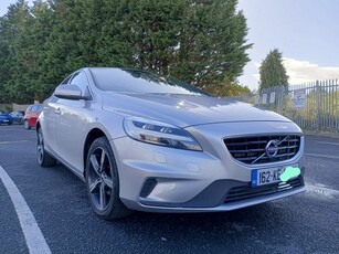 2016 - Volvo V40 Manual