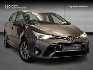 2017 - Toyota Avensis Manual