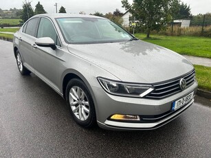 2017 - Volkswagen Passat Manual