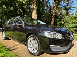 2017 - Volvo V60 Manual