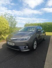 2018 - Toyota Corolla Manual