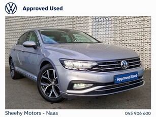 2019 - Volkswagen Passat Manual