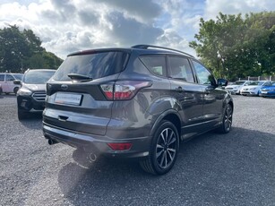 2020 - Ford Kuga Manual