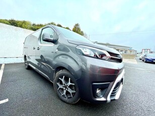 2020 - Toyota ProAce Manual