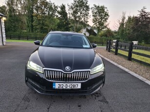 2021 - Skoda Superb Manual