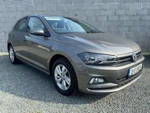 2021 - Volkswagen Polo Manual