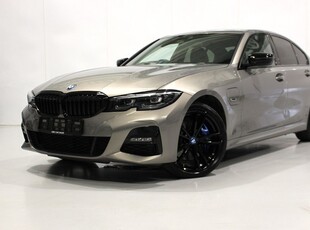 2022 - BMW 3-Series Automatic