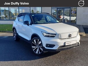 2022 - Volvo XC40 Automatic